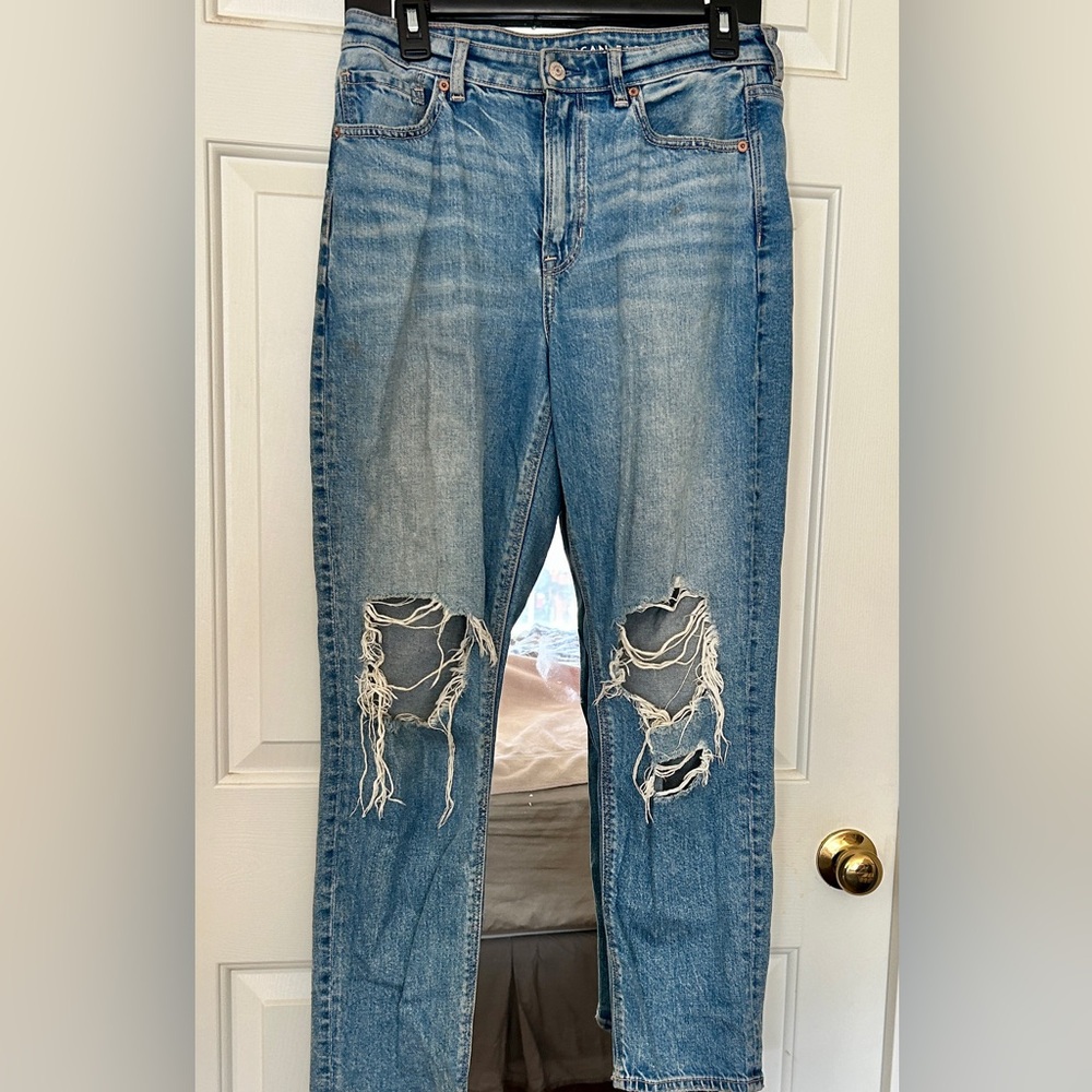 American Eagle mom jeans